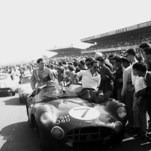 Arrivée fêtée comme une victoire par le team écossais
Contribution Alain Caron/Facebook Arrivée fêtée comme une victoire par le team écossais
Contribution Alain Caron/Facebook