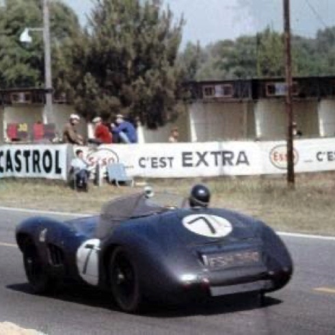 La "grosse" Aston Martin DBR 1 La "grosse" Aston Martin DBR 1