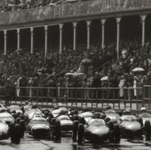 Départ à Aintree sous la pluie pour le GP de Grande Bretagne Départ à Aintree sous la pluie pour le GP de Grande Bretagne