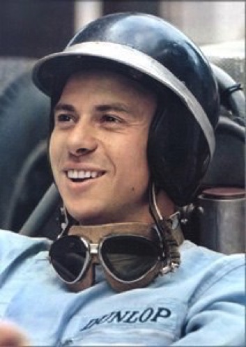 Le sourire d'un jeune pilote en devenir... Le sourire d'un jeune pilote en devenir...