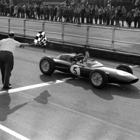 International Daily Mirror Cup à Aintree (Hors championnat) International Daily Mirror Cup à Aintree (Hors championnat)