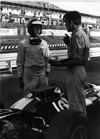 Enna Pergusa : Jim écoute les recommandations de son mécanicien Enna Pergusa : Jim écoute les recommandations de son mécanicien