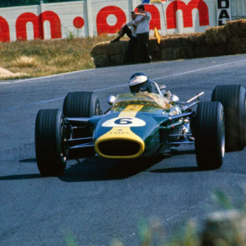 Jim sera contraint à l'abandon au GP de France sur le Bugatti pour problèmes 
mécaniques
© Eric Della Faille Jim sera contraint à l'abandon au GP de France sur le Bugatti pour problèmes 
mécaniques
© Eric Della Faille
