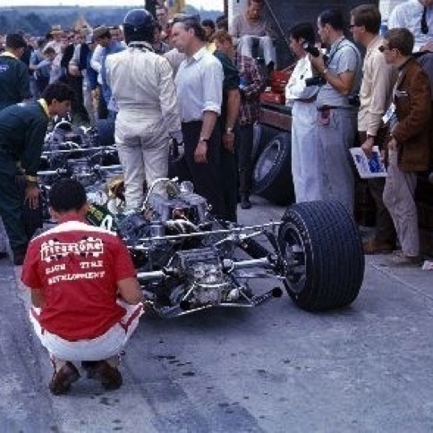 GP du Canada à Mosport, en discussion avec Keith Duckworth GP du Canada à Mosport, en discussion avec Keith Duckworth