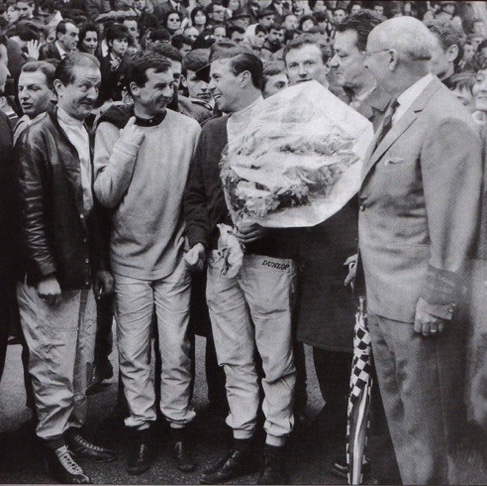 A Pau avec Jean Pierre Beltoise A Pau avec Jean Pierre Beltoise