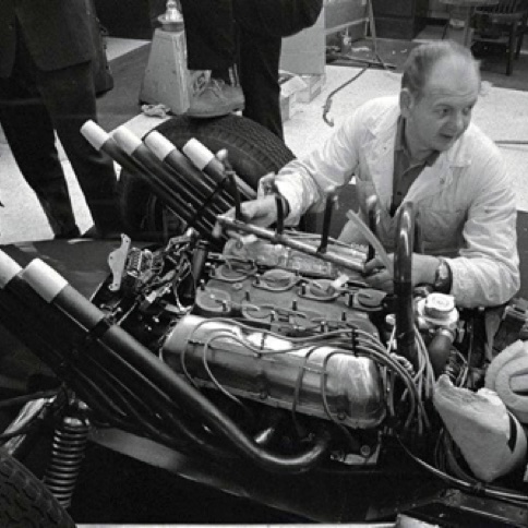 MoteurV8 Ford dans la Lotus