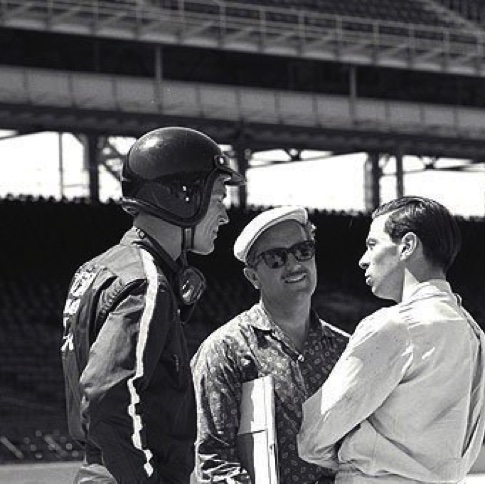 Discussion à 3 avec Dan Gurney ey Colin Chapman