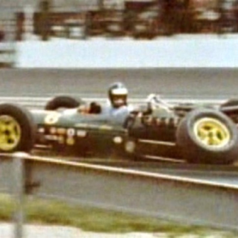 Jim constate les dégats : oh my good, my car  !