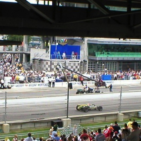 Ambiance Indy 
Contribution Yves Clairac/Facebook