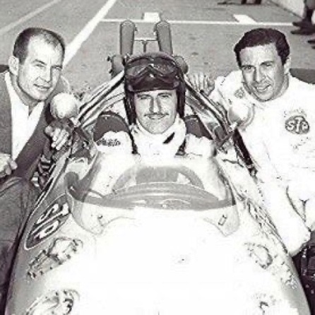 Parnelli Jones, Graham Hill et Jim Clark aux essais
© Bill Balley