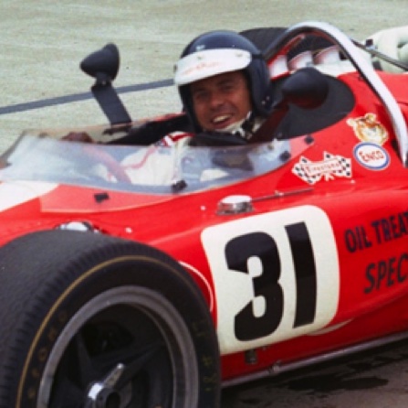 Jim sourit malgrè les soucis... Jim sourit malgrè les soucis...