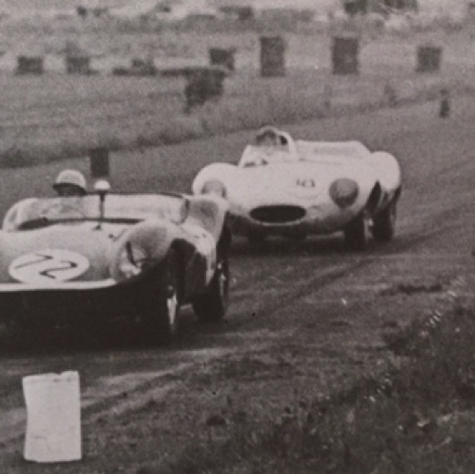 Jim au volant de la Jaguar type D en 1959 à Chaterhall