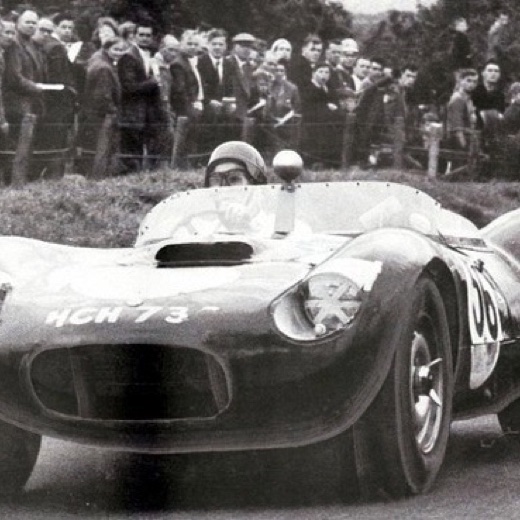 A Chaterhall sur l'Aston Martin DBR1
