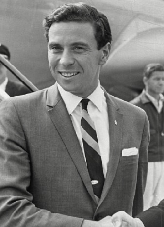 Au départ de Londres pour les Etats Unis Au départ de Londres pour les Etats Unis