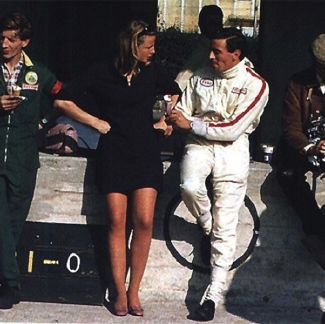 Un chaperon nommé Gérard Crombac... Un chaperon nommé Gérard Crombac...