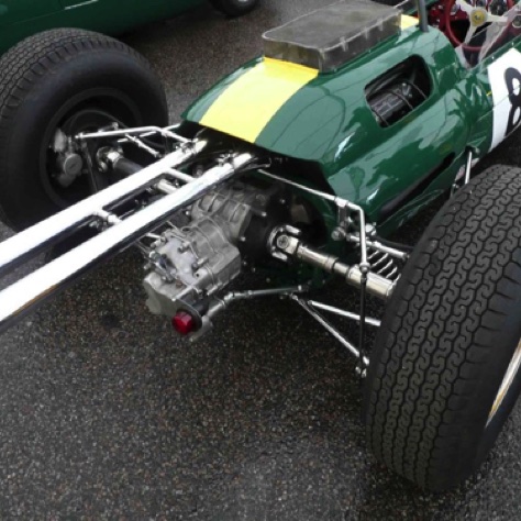 L'échappement typique de la 25