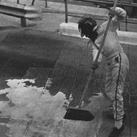 Jim, homme de ménage...