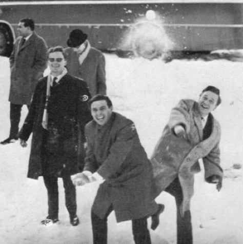Bataille de boules de neige à Cortina d'Ampezzo : Jim se blessera à une épaule et devra faire un court séjour à l'hôpital !