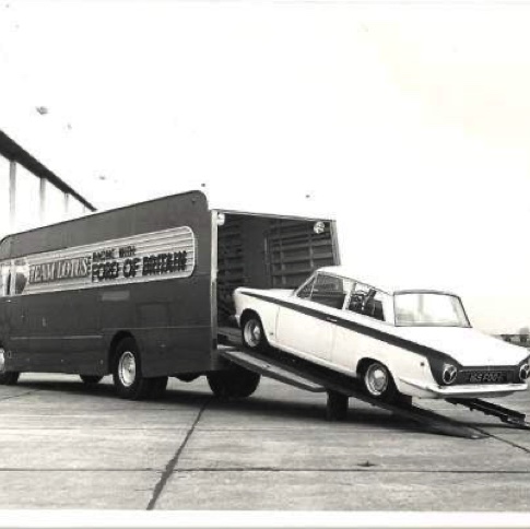 Le transporteur des Cortina