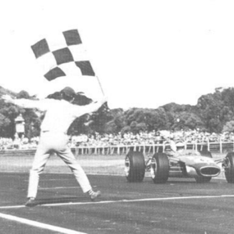 La victoire à Warwick Farm sous les nouvelles couleurs